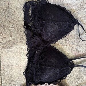 Lace Bralette in Black